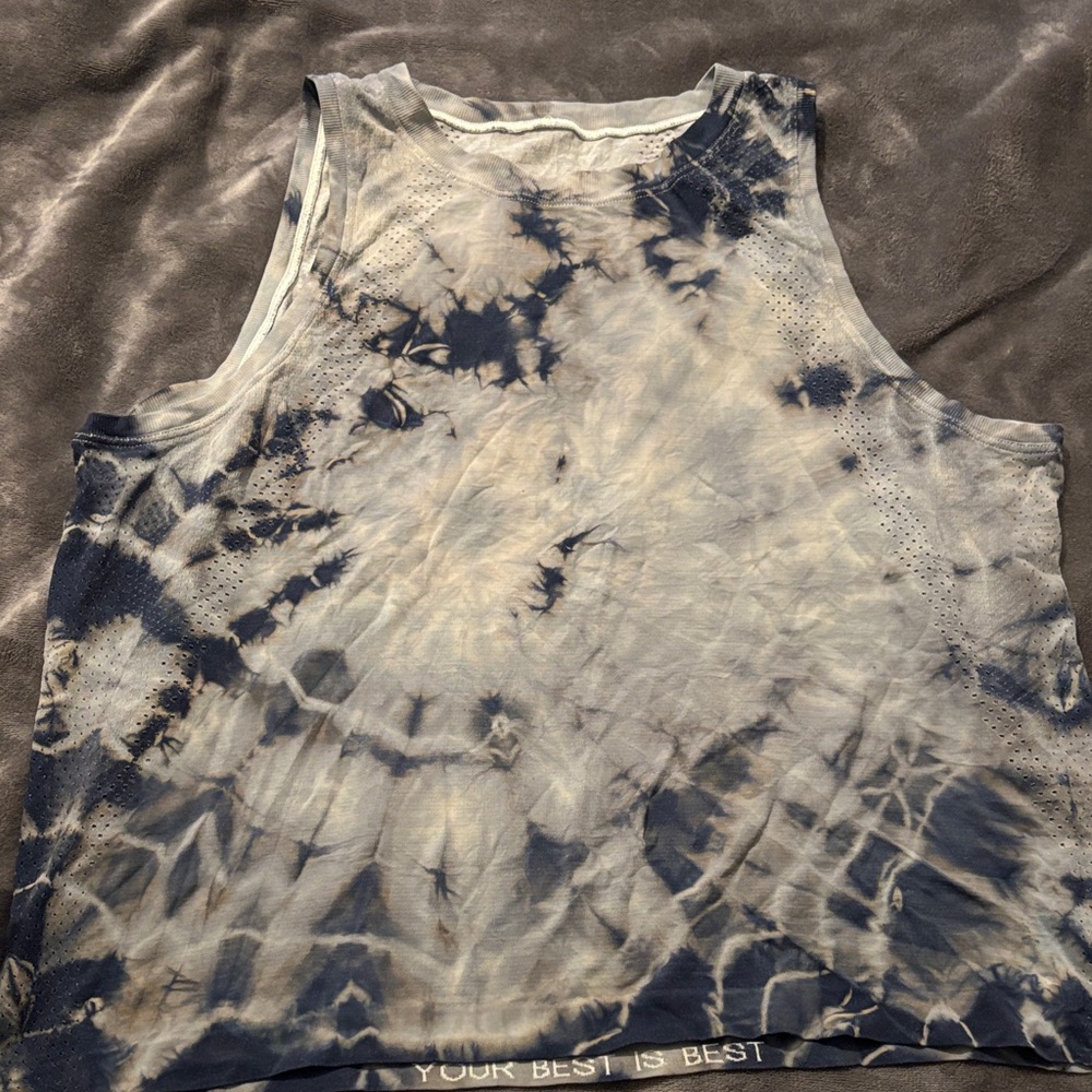 Lululemon Train To Be tank Tie-Dye